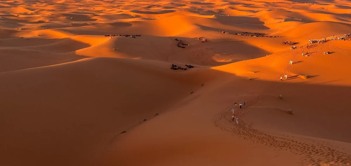 Erg Chebbi dunes in Merzouga during a 4 days desert tour from Casablanca to Marrakech