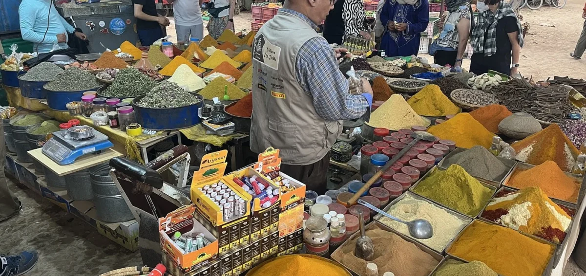 Traditional Moroccan spice market visited during the 3 days tour from Ouarzazate to Merzouga
